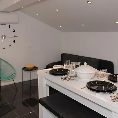 Apartman Mate I Niko *