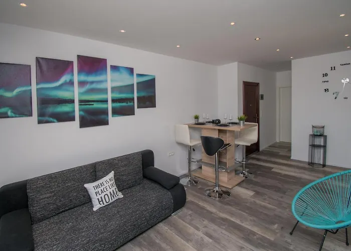 Mate I Niko Apartman Brodarica