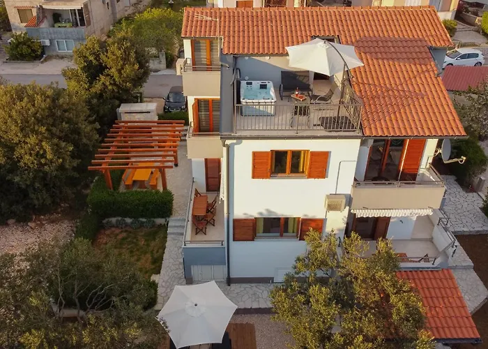 Mate I Niko * Brodarica