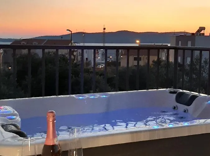 Mate I Niko * Brodarica