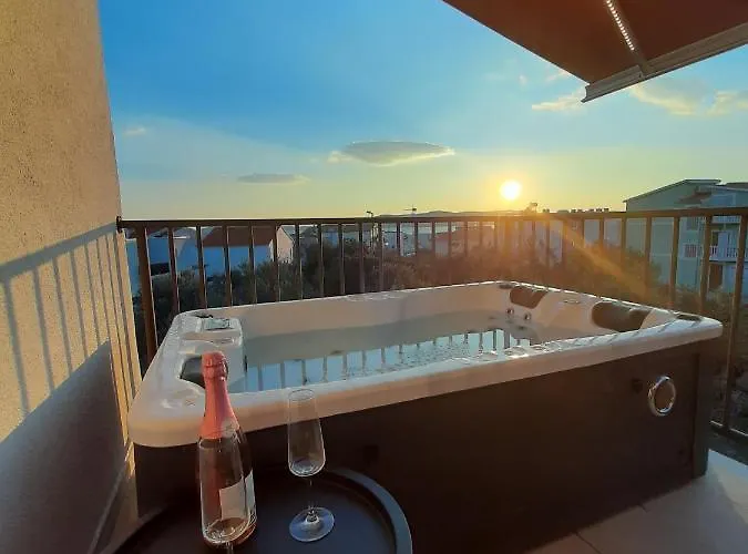 Mate I Niko דירה *