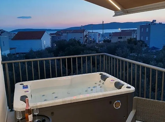 Mate I Niko ברודאריצה